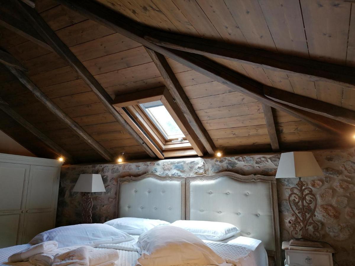 Archontiko Chioti Hotel เลโอนีดีออน ภายนอก รูปภาพ