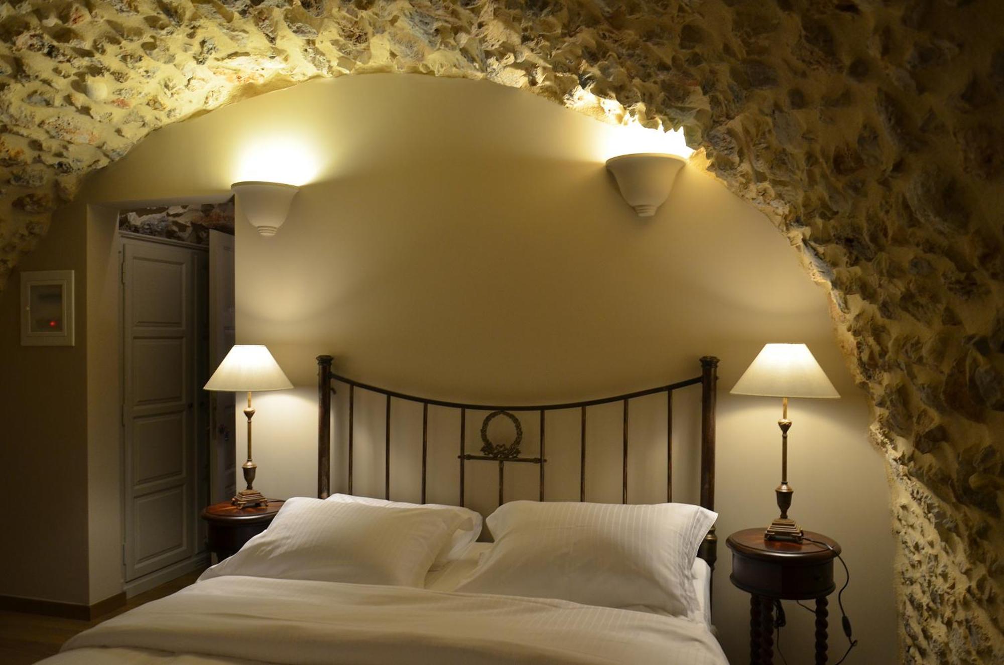 Archontiko Chioti Hotel เลโอนีดีออน ภายนอก รูปภาพ