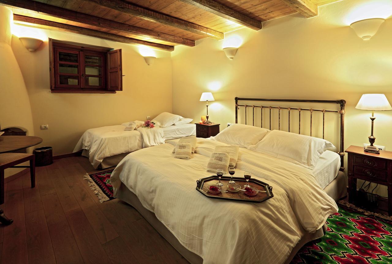 Archontiko Chioti Hotel เลโอนีดีออน ภายนอก รูปภาพ