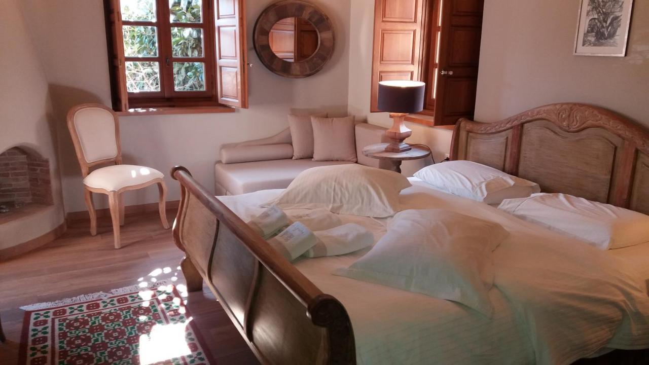 Archontiko Chioti Hotel เลโอนีดีออน ภายนอก รูปภาพ